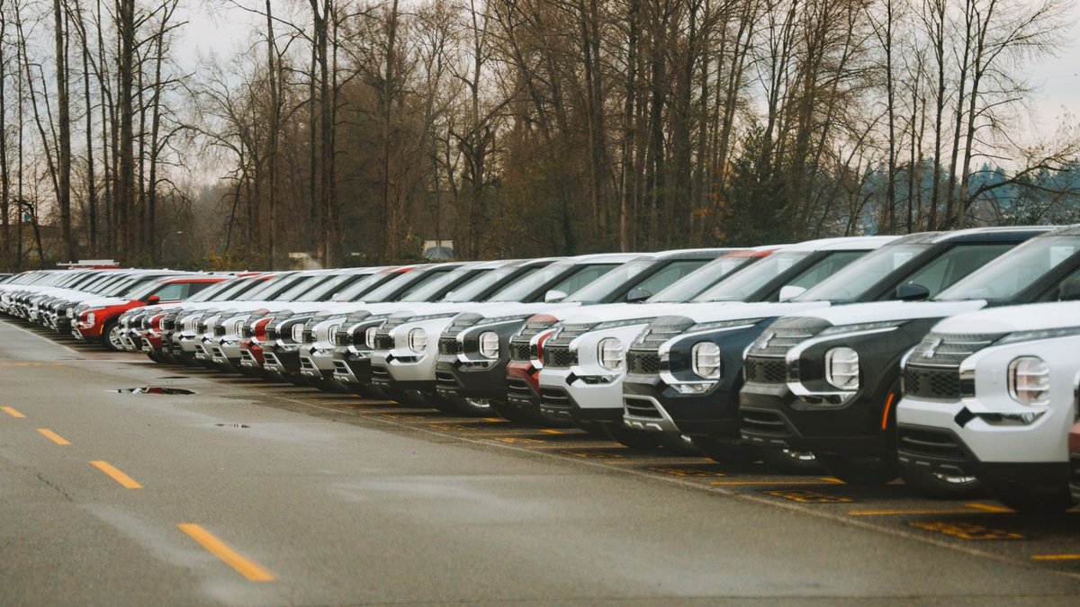 SUVs now top small car sales - small suv