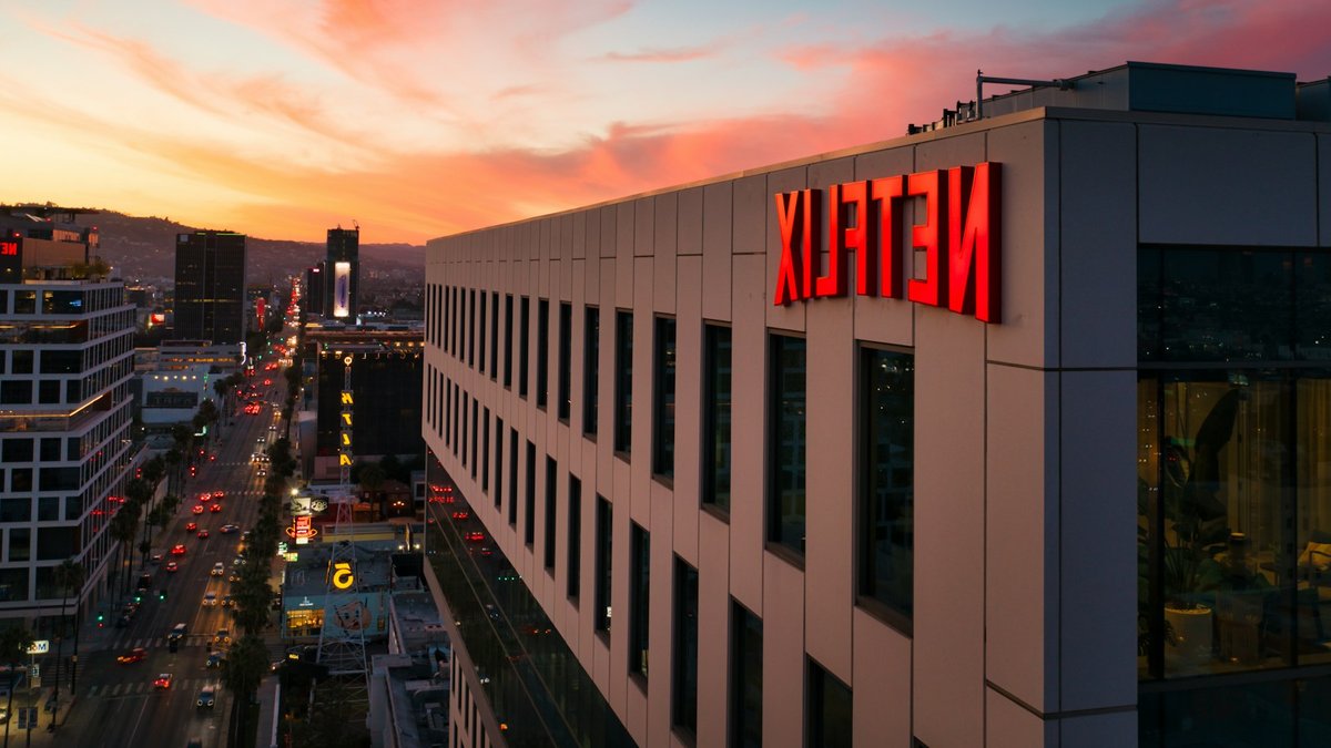 Netflix faces 105 million dollar lawsuit Netflix faces 105 million dollar lawsuit - netflix lawsuit