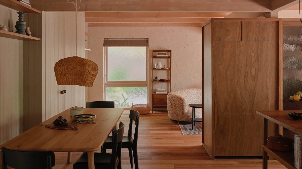 Townhouse Renewal Embraces Warm Minimalist Style - townhouse renewal