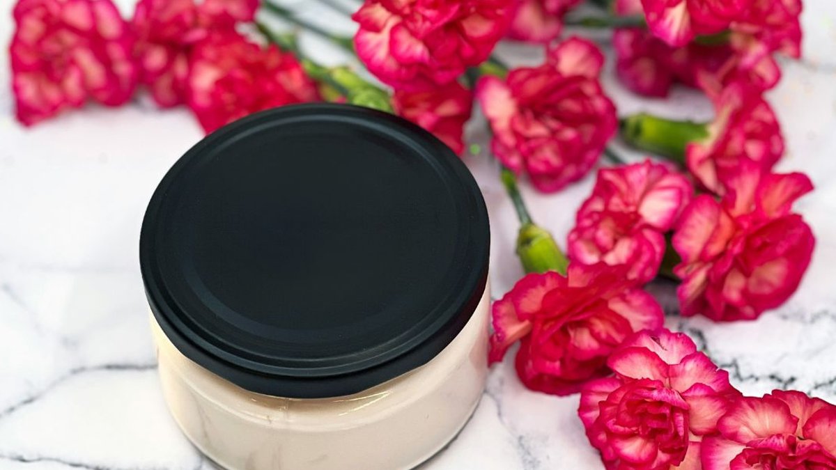 Best Butters for Pregnant Women Reviewed Best Butters for Pregnant Women Reviewed - belly butter