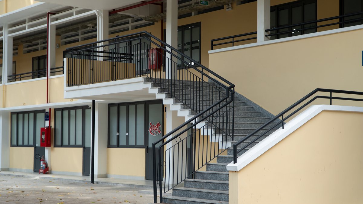 Aluminium Stair Profiles Explained Simply Aluminium Stair Profiles Explained Simply - aluminium stair profiles