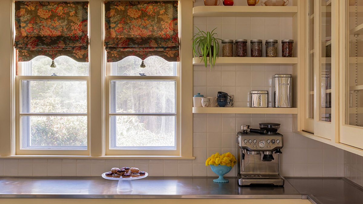 New Hampshire Kitchen Transformed Into 1940s Diner - kitchen renovation