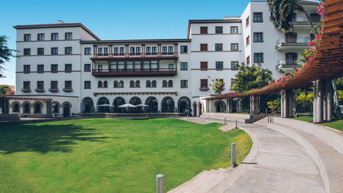 Luxury hotel shines in north Tenerife - luxury hotel