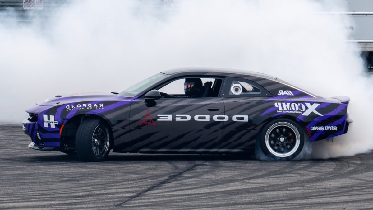 Dodge markets new Charger without V8 engine Dodge markets new Charger without V8 engine - new dodge charger