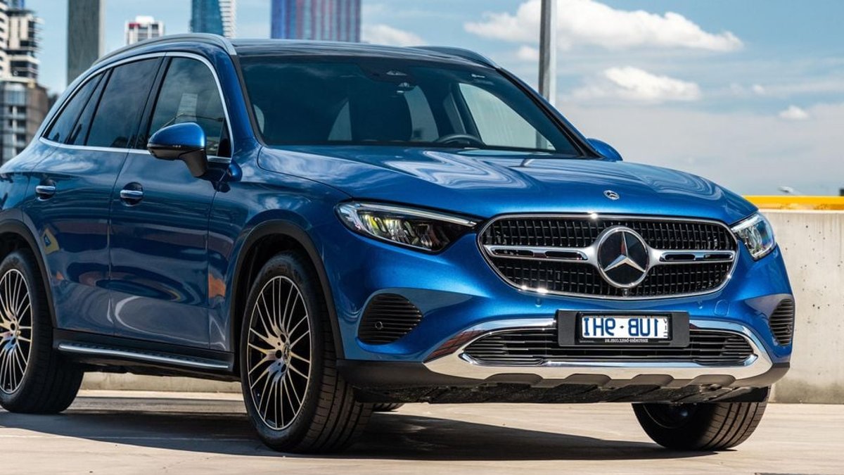 Mercedes Benz recalls thousands of vehicles - mercedes recall