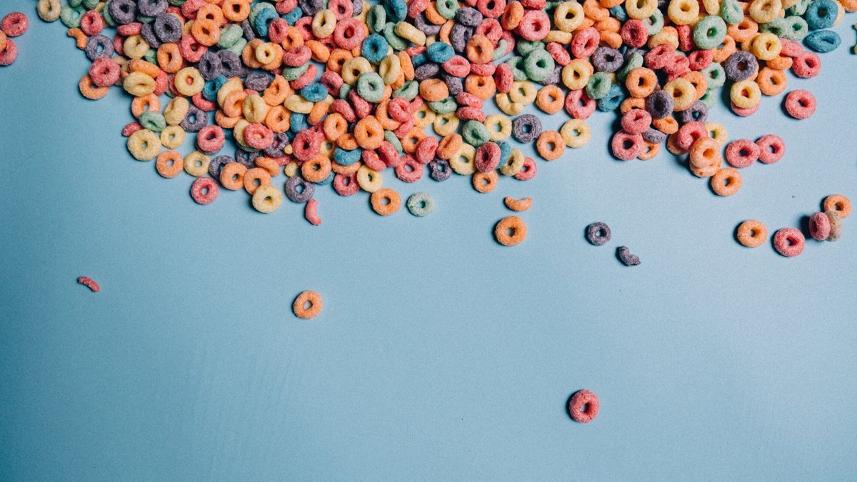 WK Kellogg cuts costs by removing artificial colors a year early - wk kellogg removes artificial colors