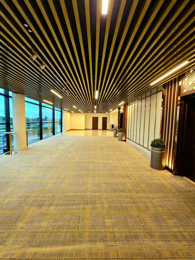 Co-working Carpet Tiles
