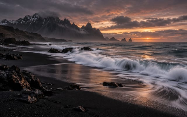 Black Sand Beach — Tablet Wallpaper wallpaper