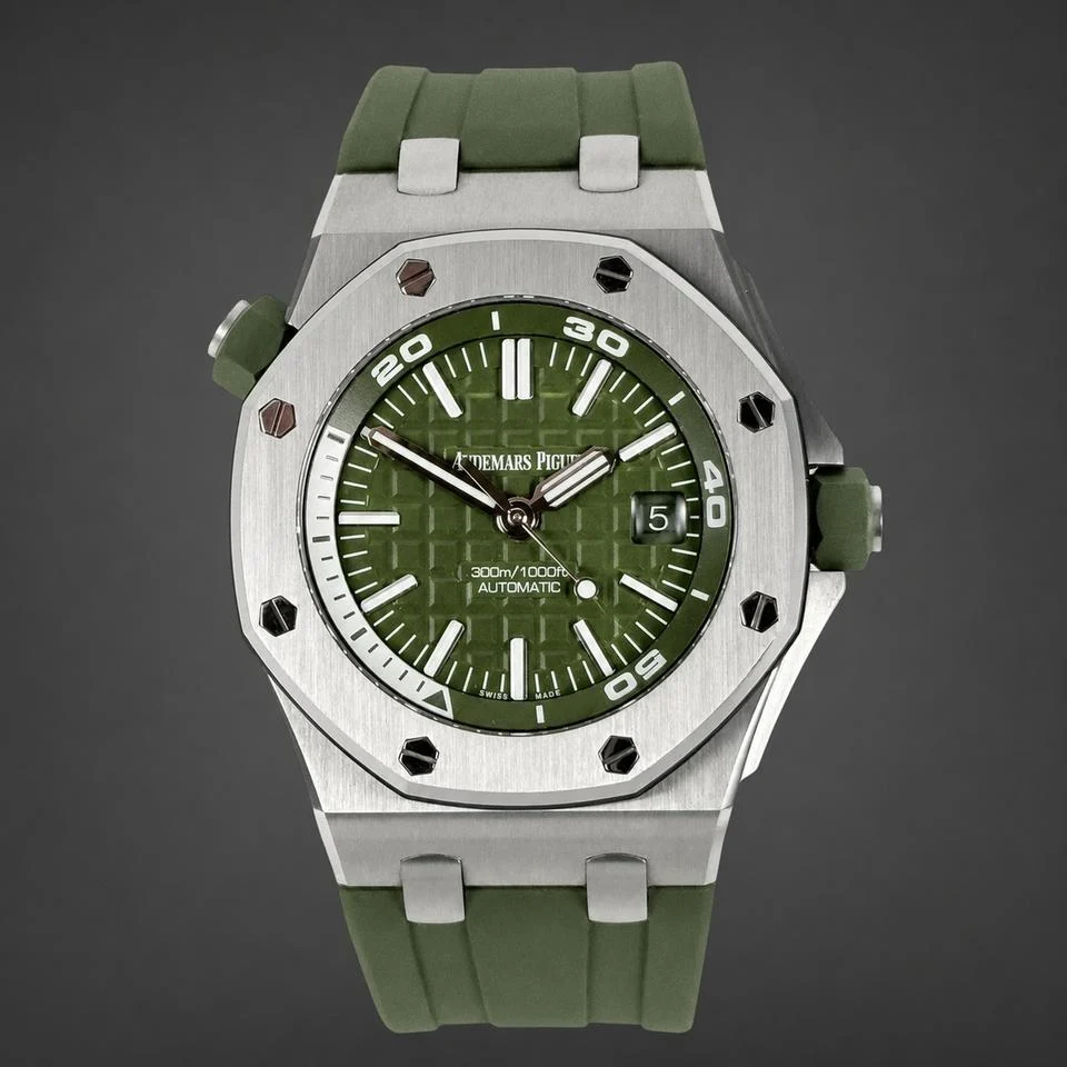 Audemars Piguet Royal Oak Offshore Diver MINT Royal Oak Offshore Diver Complete