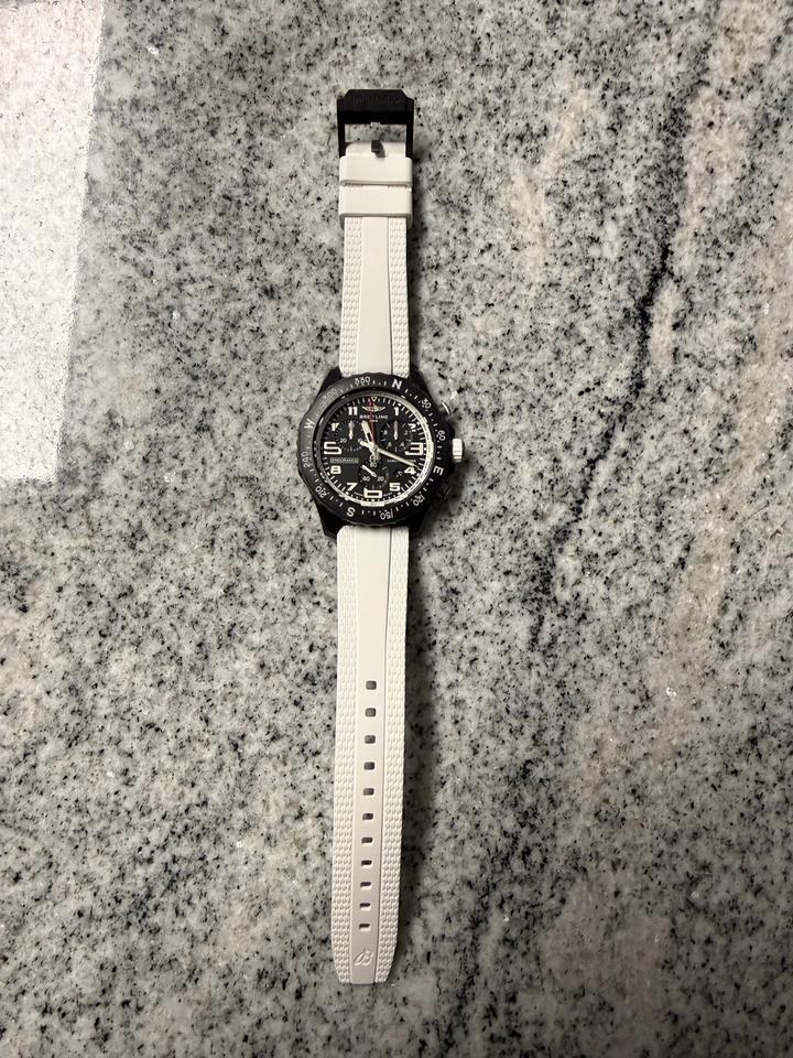 Breitling Endurance Pro 38 New in Box Never Worn — photo 4
