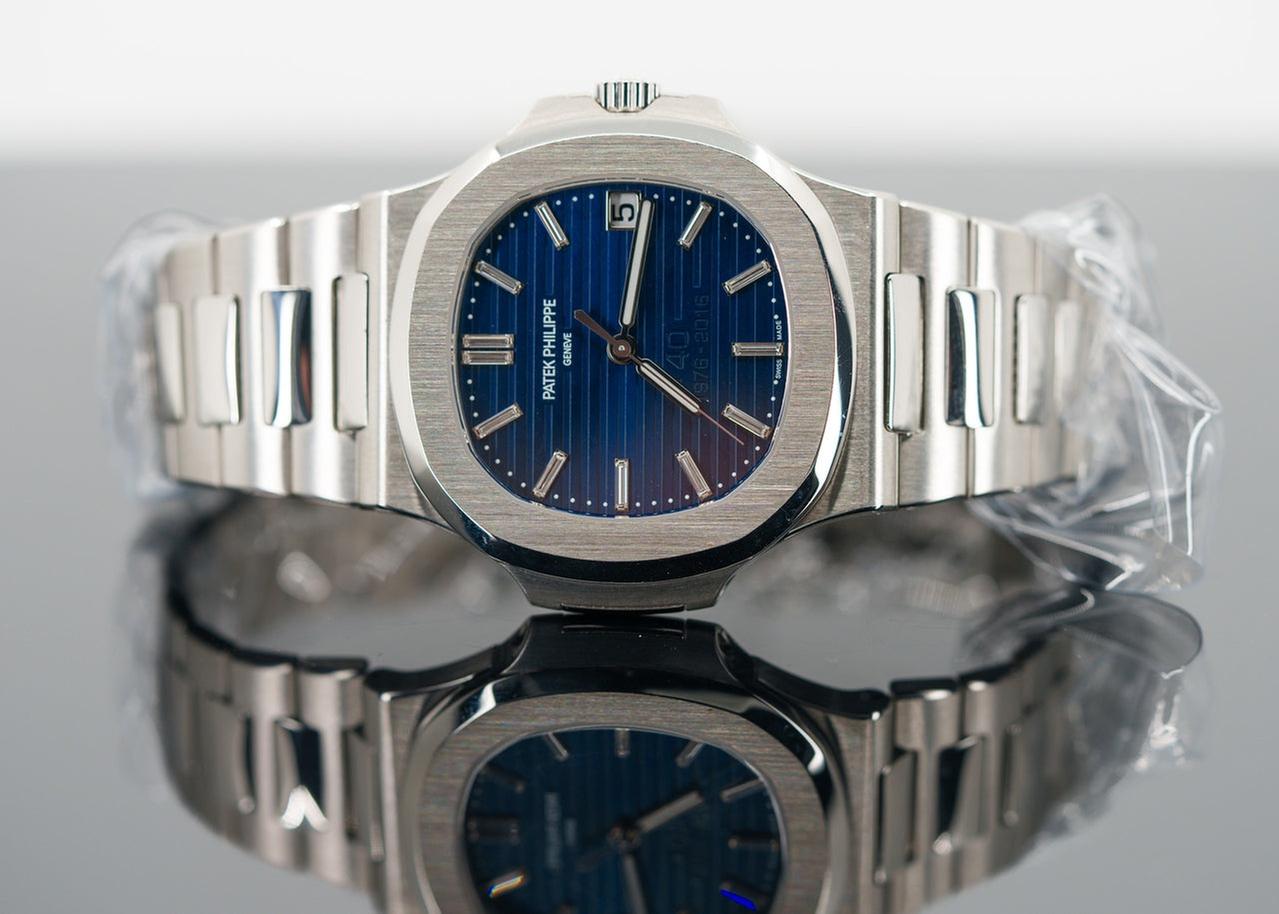 Patek Philippe Nautilus 2017 Nautilus 5711/1P — photo 3