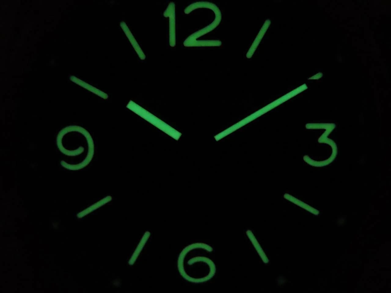 Panerai Luminor 1950 3 Days 2011 Men's Manual Wind 47mm Wristwatch Full Set - PAM00372 — photo 3