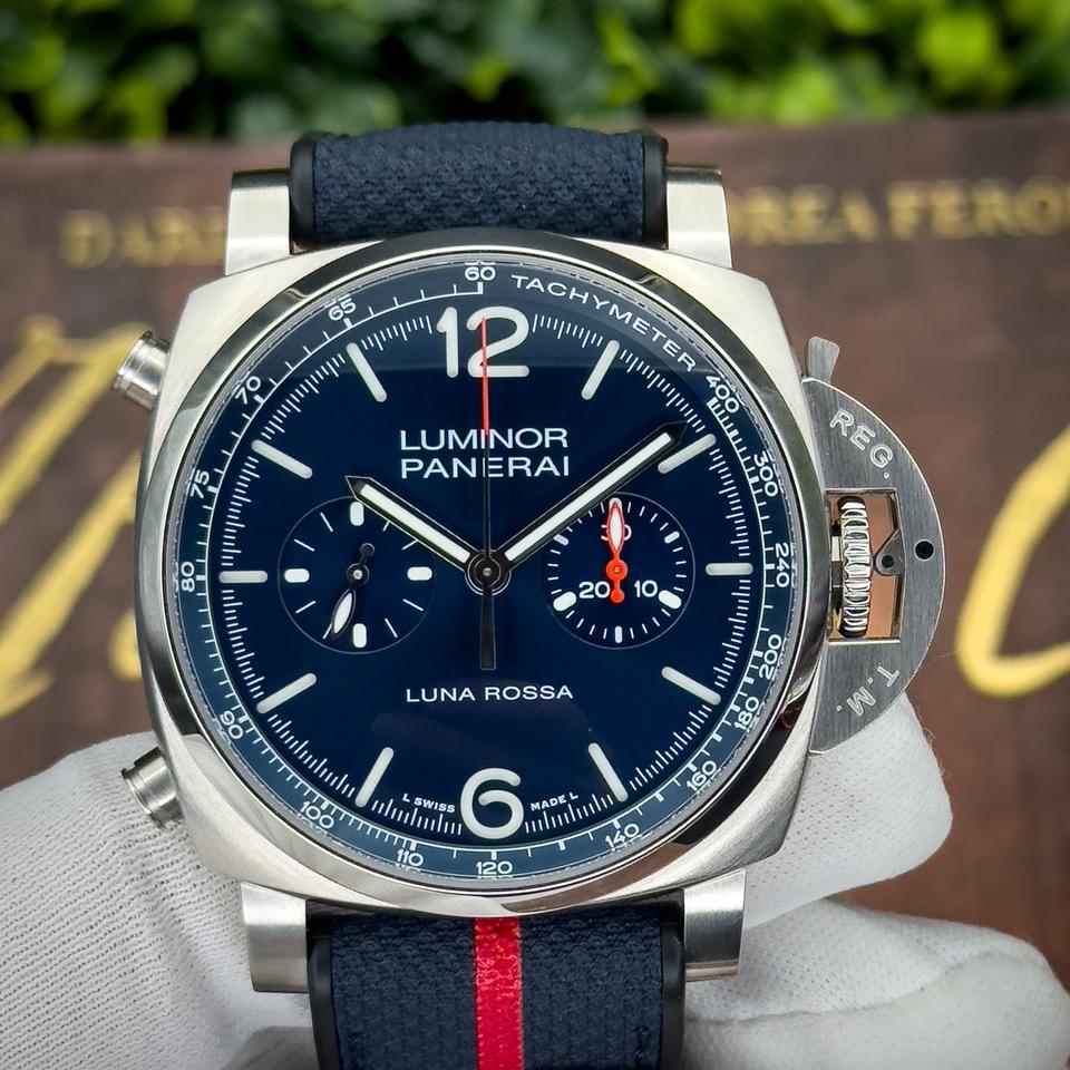 Panerai Luminor Luna Rossa Chrono Luna Rossa Pam01303 Pam 1303 Limited Edition sunburst blue dial