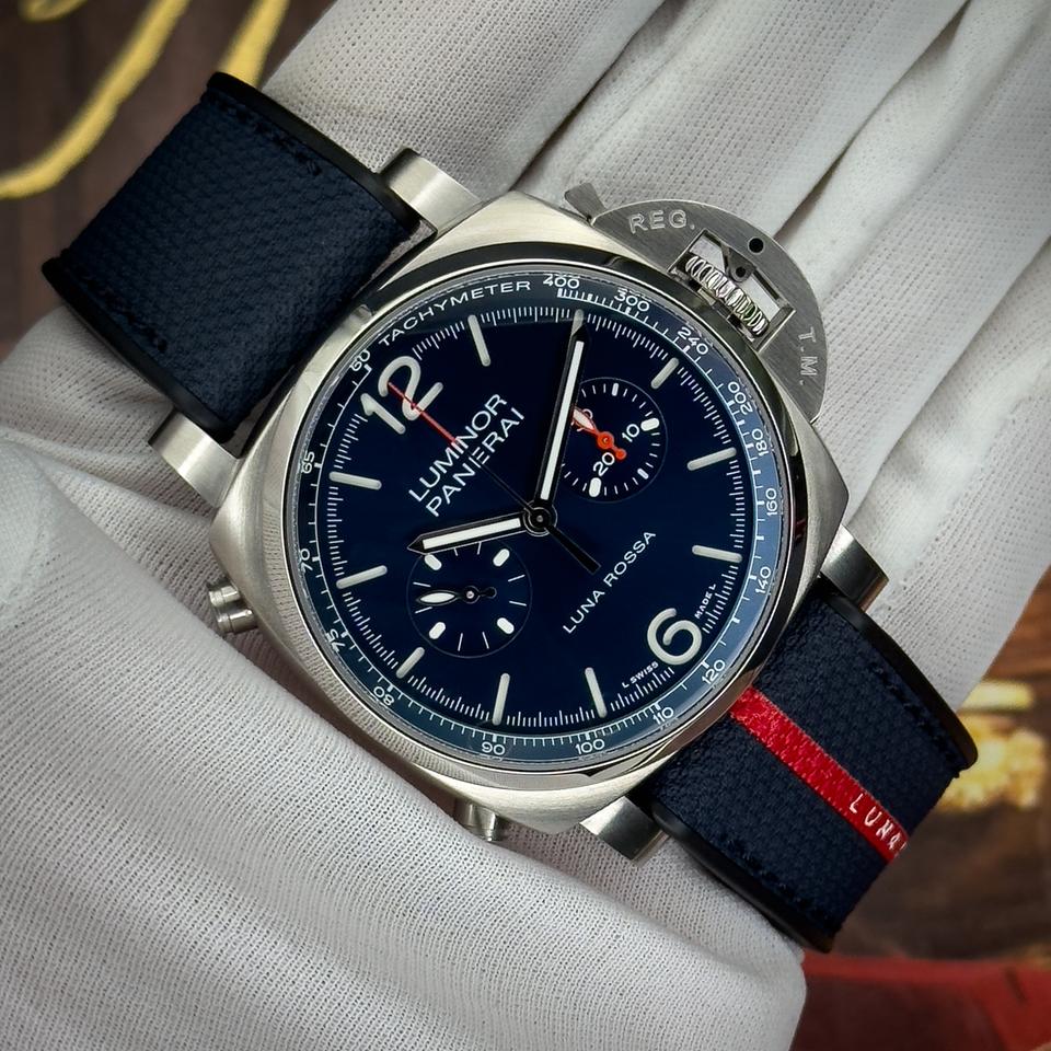 Panerai Luminor Luna Rossa Chrono Luna Rossa Pam01303 Pam 1303 Limited Edition sunburst blue dial — photo 10