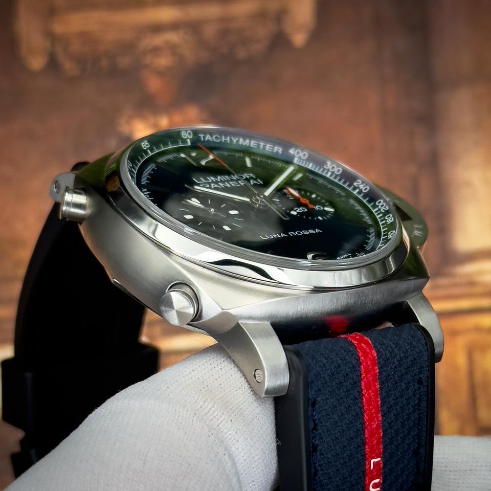 Panerai Luminor Luna Rossa Chrono Luna Rossa Pam01303 Pam 1303 Limited Edition sunburst blue dial — photo 11