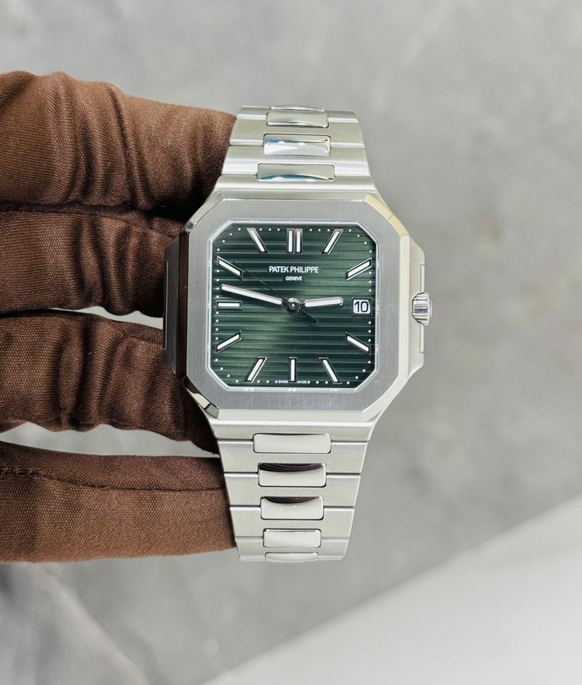 Patek Philippe Cubitus 5821/1a 45mm Stainless Steel Green Dial 2026 New