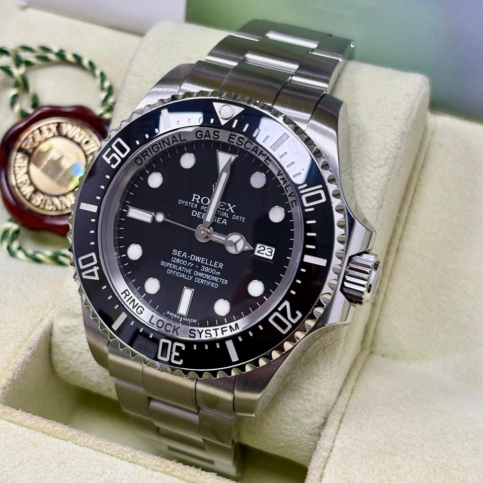 Rolex Sea-Dweller Deepsea 116660 44mm Black Dial + Box