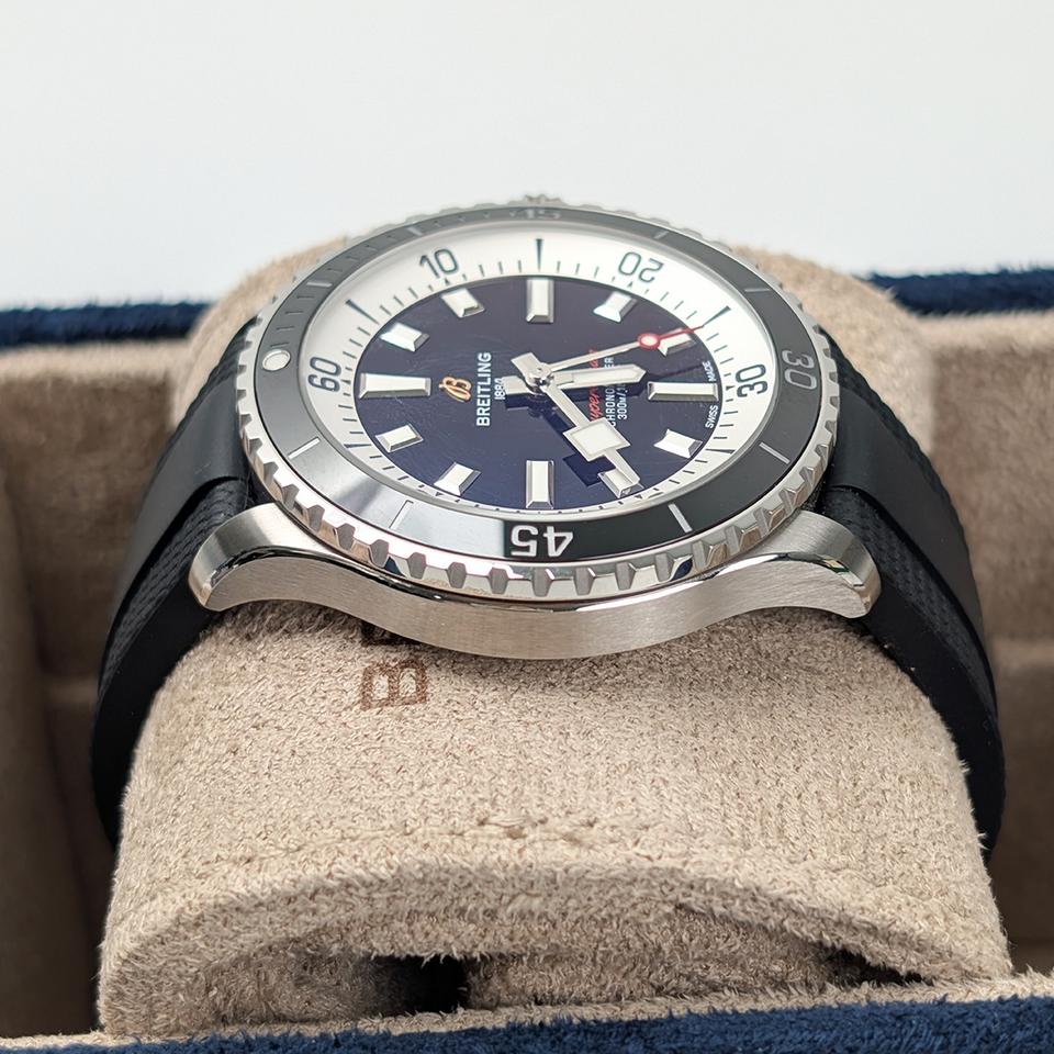 Breitling Superocean 42 Automatic 42 Black Dial Stainless Steel Watch — photo 4