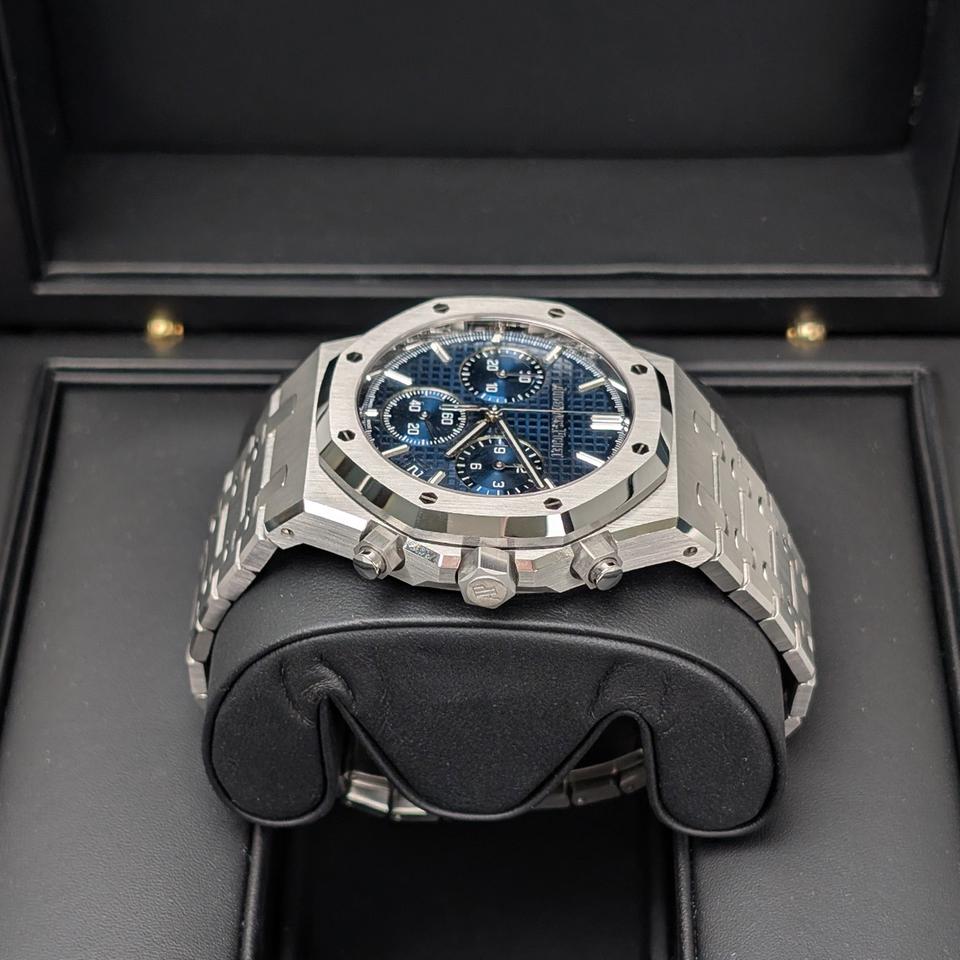 Audemars Piguet Royal Oak Chronograph Blue Dial 41mm 2024 — photo 4