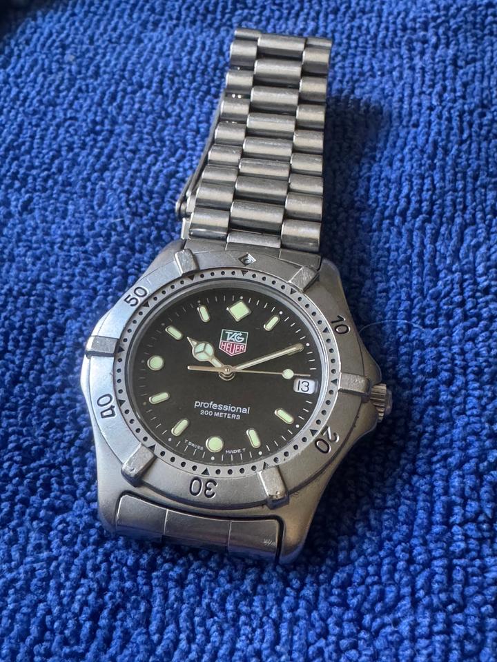 TAG Heuer Aquaracer WE1110-R