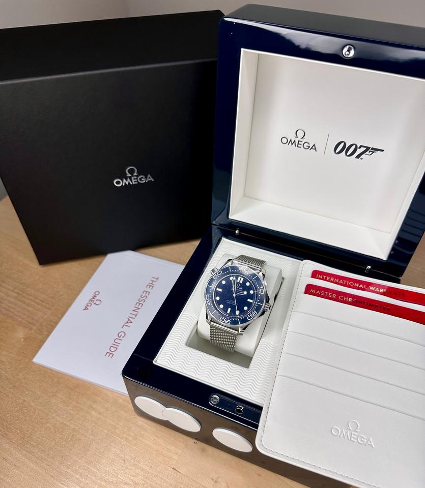 Omega Seamaster Diver 300 M NEW 2026 Seamaster James Bond 007 60th Anniversary Edition 210.30.42.20.03.002 — photo 6