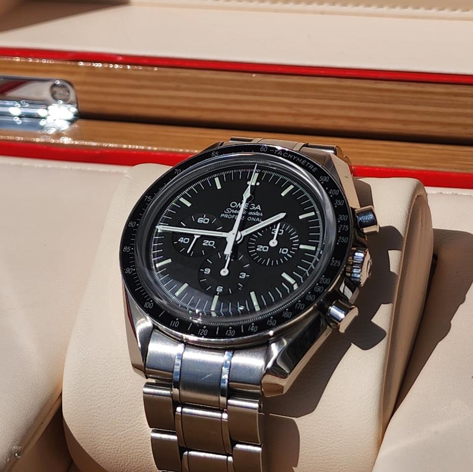 Omega Speedmaster Professional Moonwatch Complete Sapphire Sandwich MSRP $6,350 — photo 5