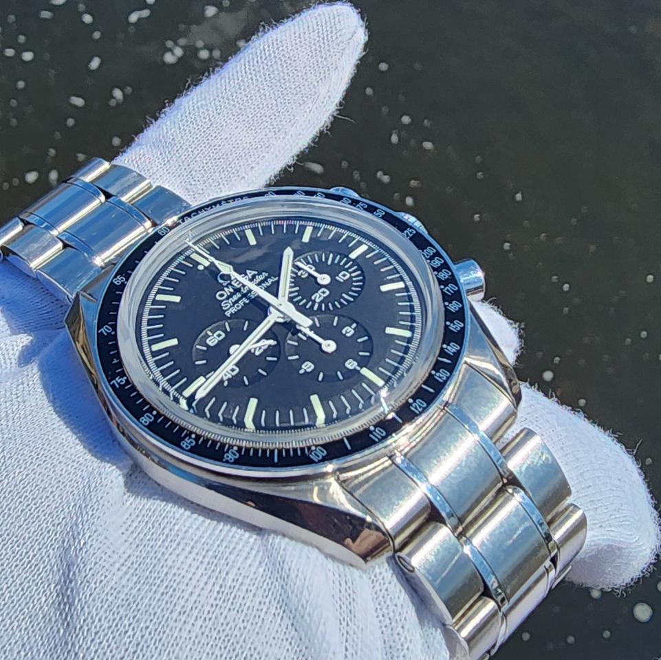 Omega Speedmaster Professional Moonwatch Complete Sapphire Sandwich MSRP $6,350 — photo 12