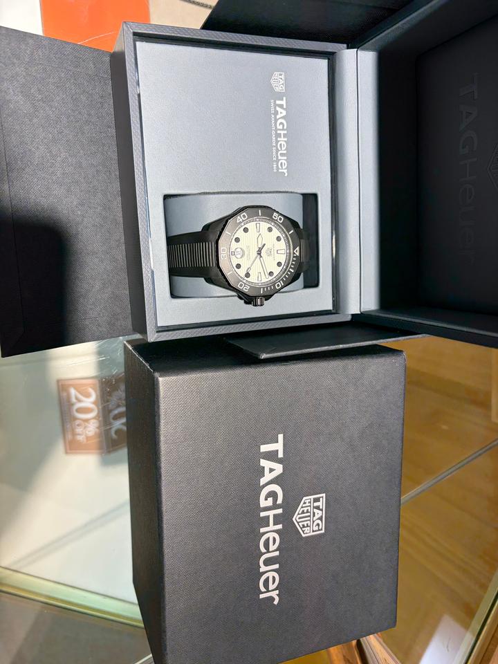 TAG Heuer Aquaracer 300M Professional 300