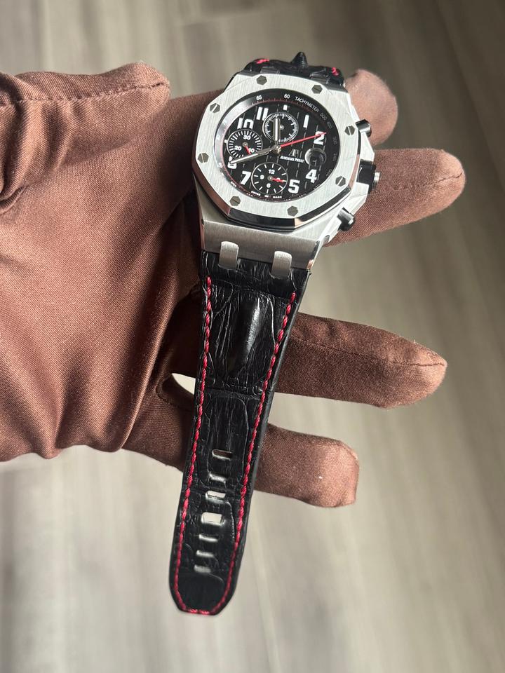 Audemars Piguet Royal Oak Offshore Chronograph Only with Travel Case — photo 8
