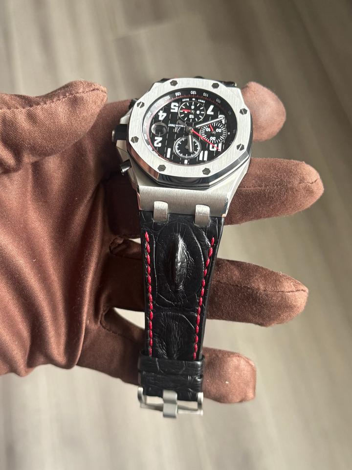 Audemars Piguet Royal Oak Offshore Chronograph Only with Travel Case — photo 9