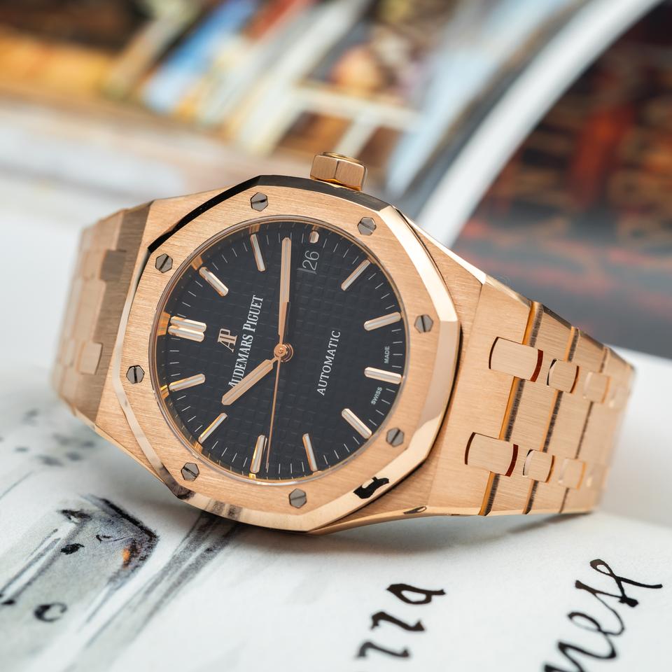 Audemars Piguet Royal Oak Selfwinding 37mm Black Dial