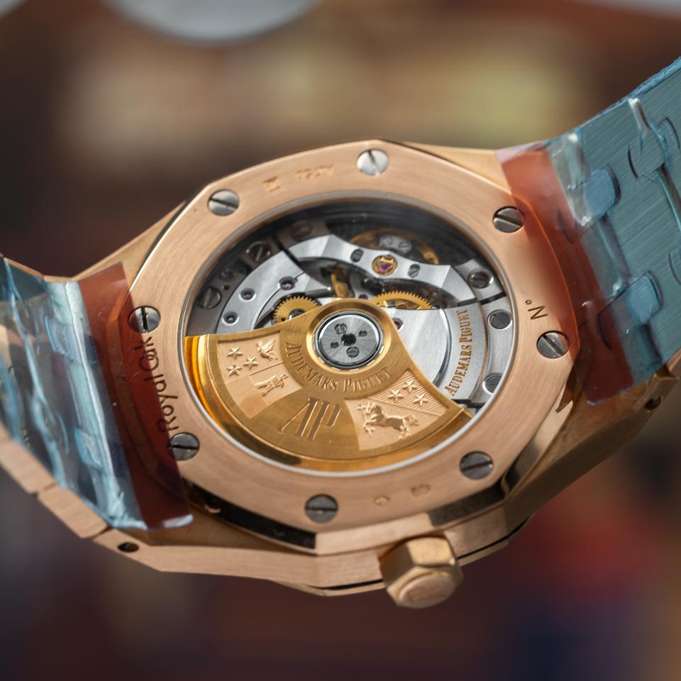 Audemars Piguet Royal Oak Selfwinding 37mm Black Dial — photo 15