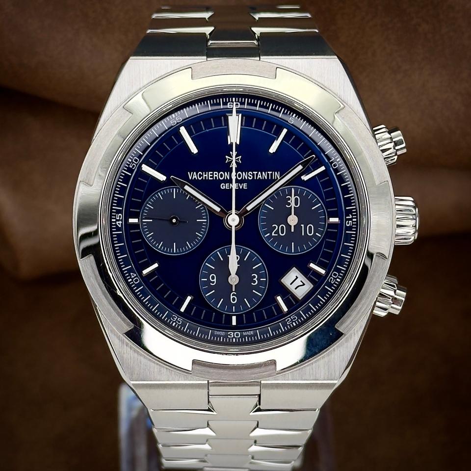 Vacheron Constantin Overseas Chronograph Blue Dial 5500V/110A-B148 Box and Papers — photo 3