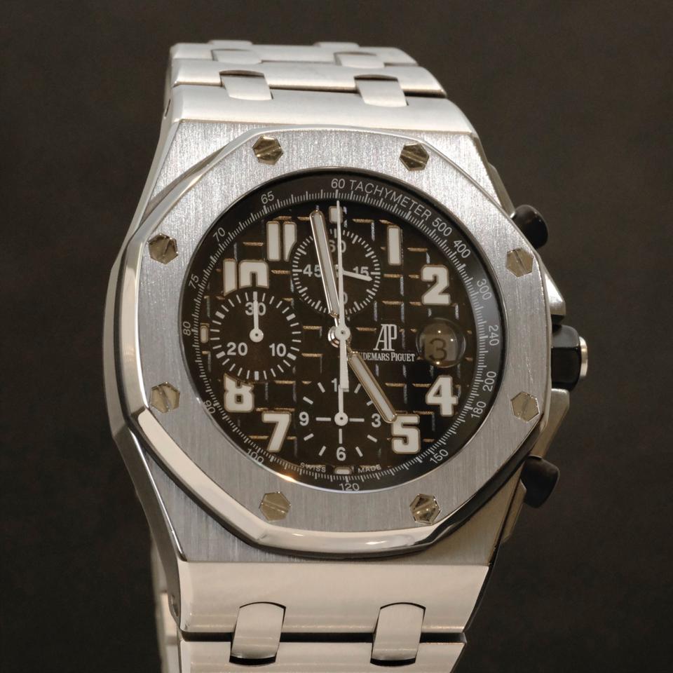 Audemars Piguet Royal Oak Offshore Chronograph black themes on bracelet — photo 3