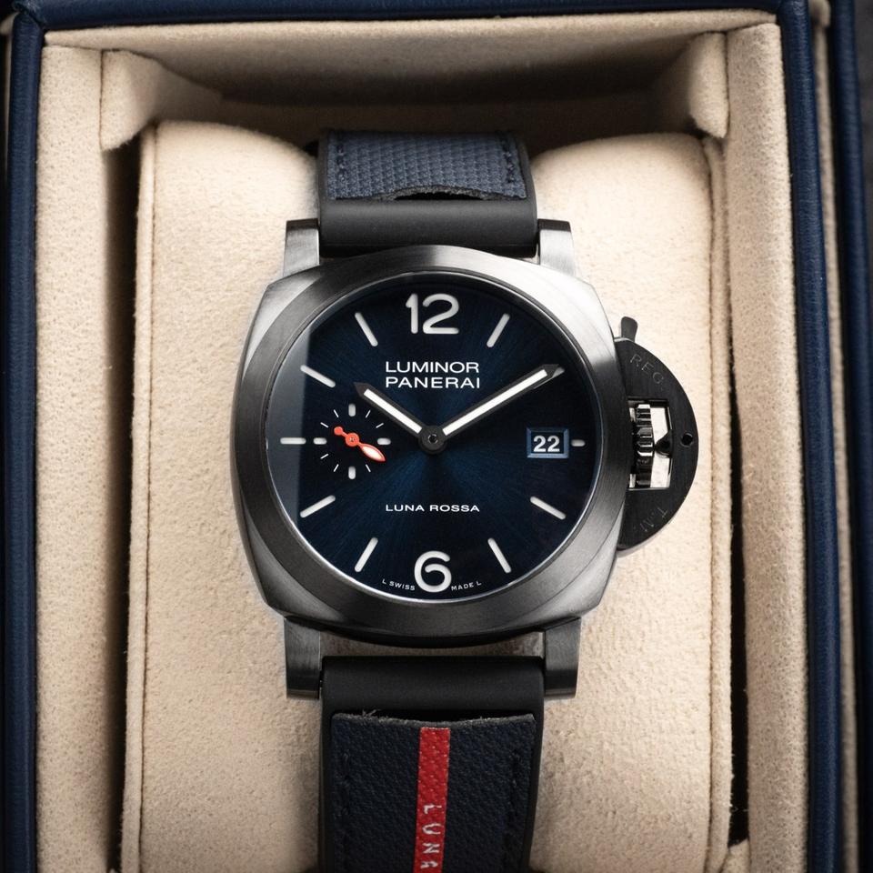 Panerai Luminor Luna Rossa Dlc Luna Rossa Pam01408 Luminor Quaranta 40mm 2024 Extended Warranty 2 Straps LNIB - Ready to Ship — photo 4