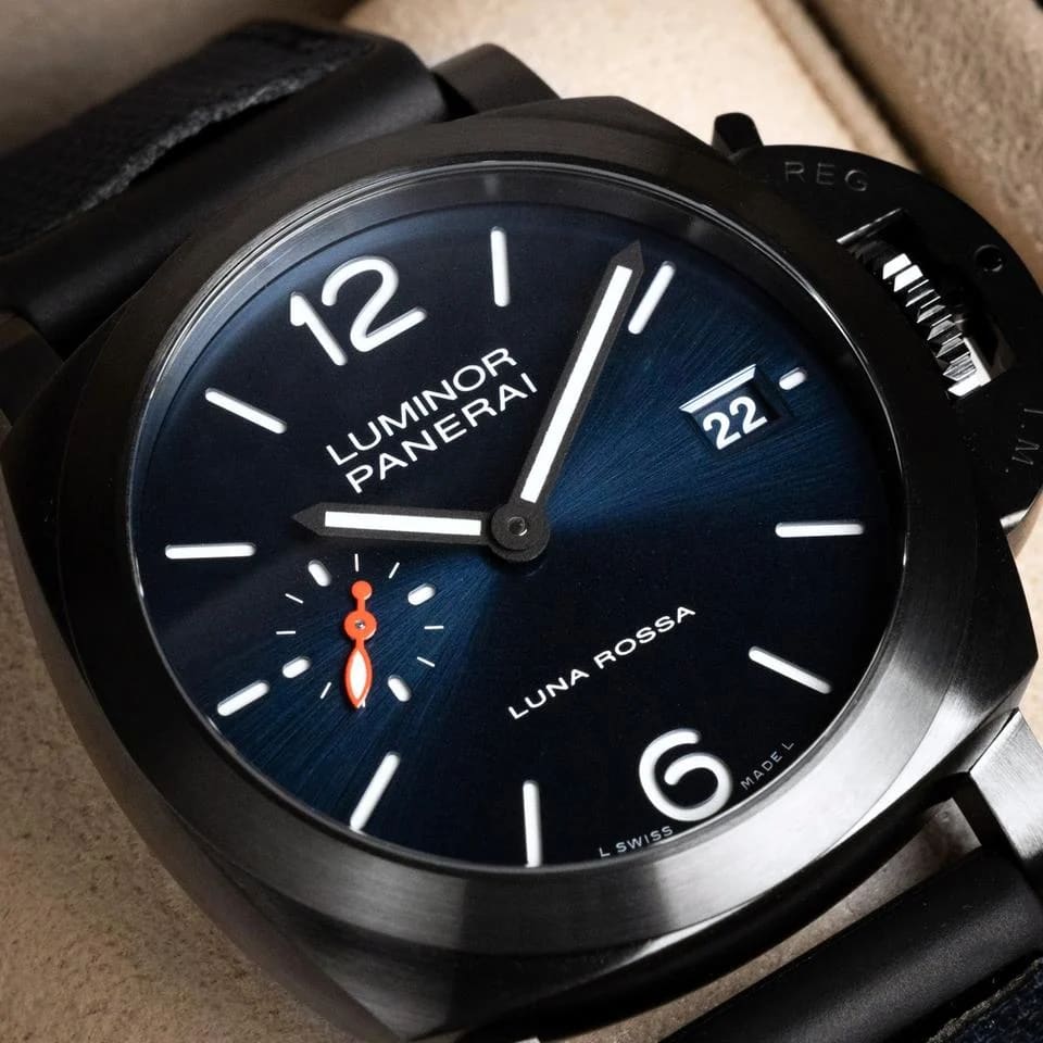 Panerai Luminor Luna Rossa Dlc Luna Rossa Pam01408 Luminor Quaranta 40mm 2024 Extended Warranty 2 Straps LNIB - Ready to Ship — photo 8