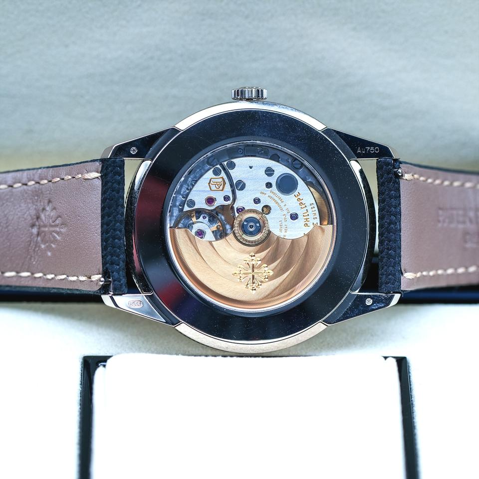 Patek Philippe Calatrava 5226G White Gold 40mm Box &amp; Papers — photo 10