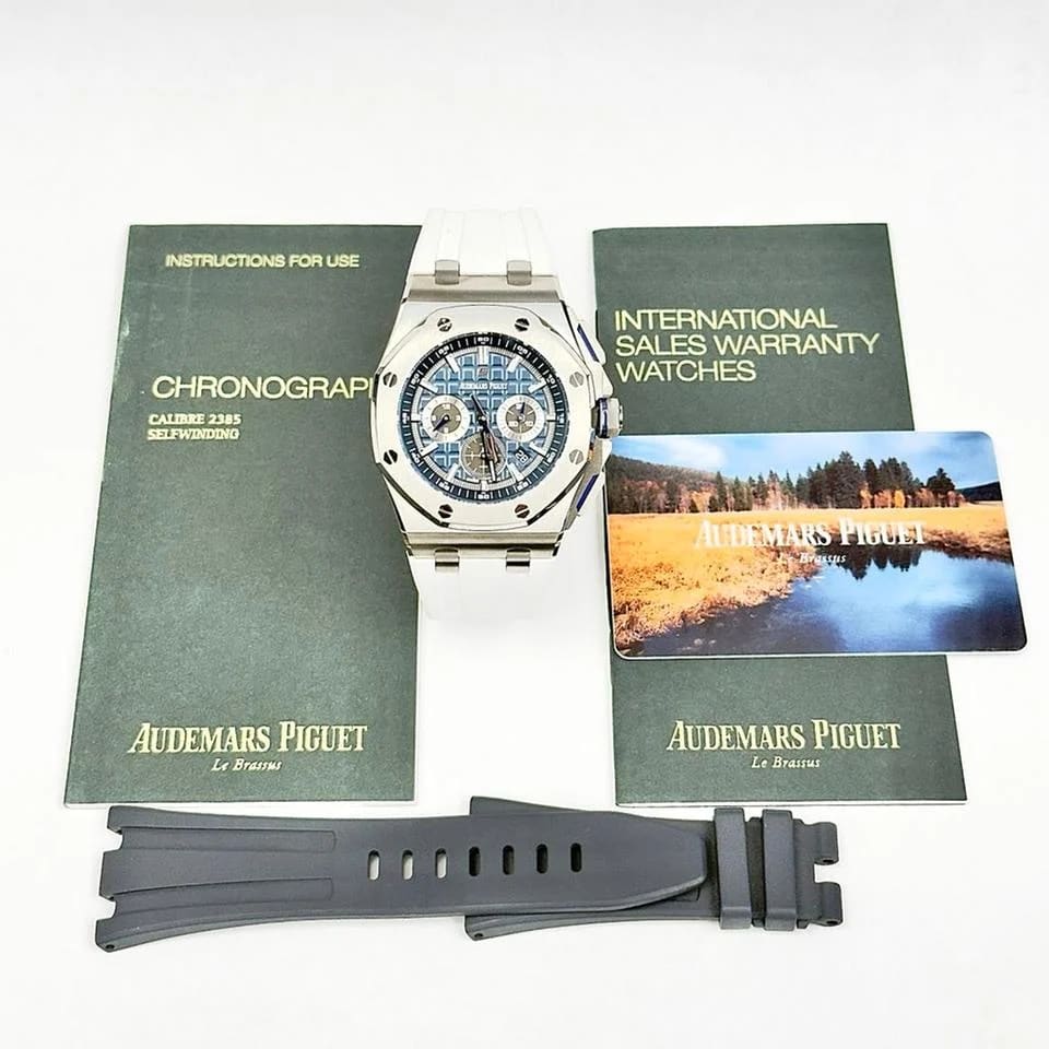 Audemars Piguet Royal Oak Offshore Chronograph 2024 Audemars Piguet Royal Oak Offshore Titanium Blue Dial — photo 2