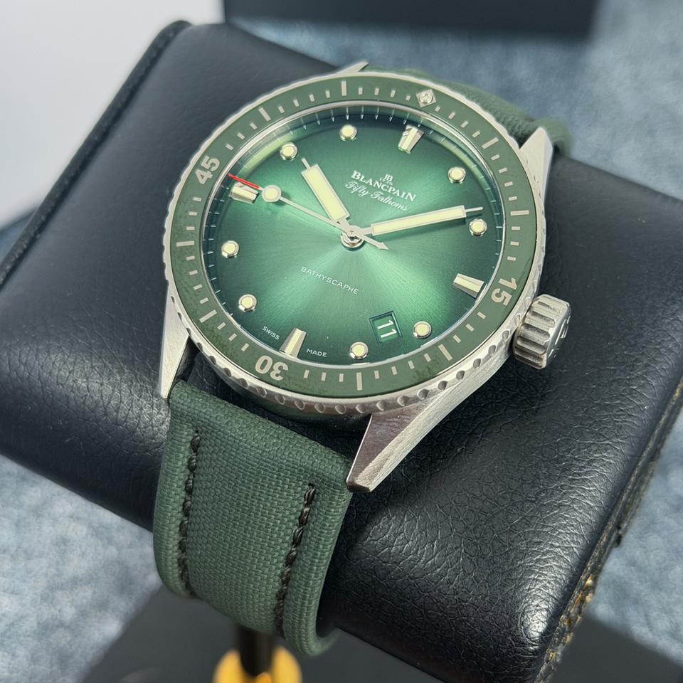 Blancpain Fifty Fathoms Bathyscaphe Green Fifty Fathoms Bathyscaphe Limited Edition Special Color Full Set — photo 3