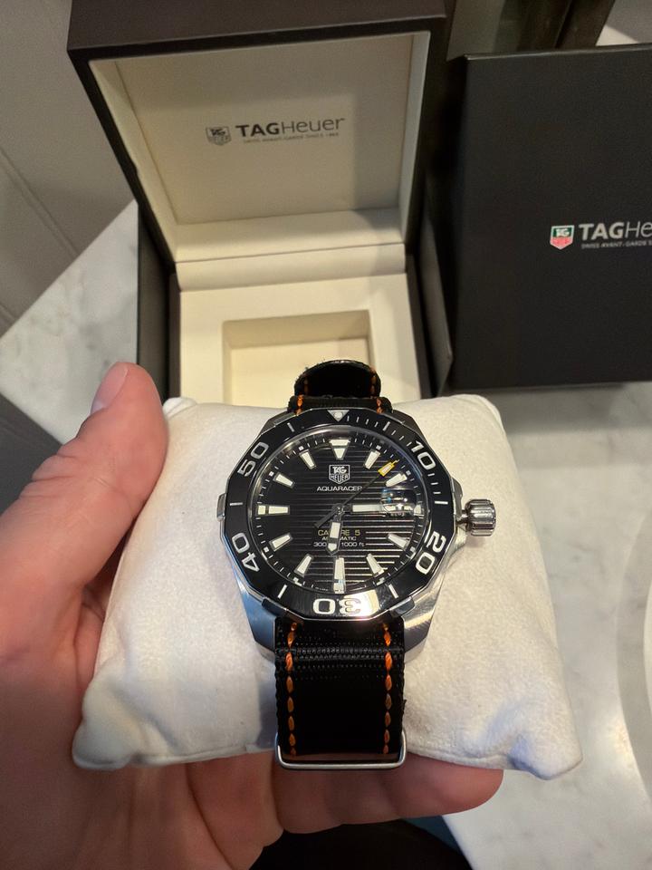 TAG Heuer Aquaracer 300M Calibre 5 Aquaracer — photo 10