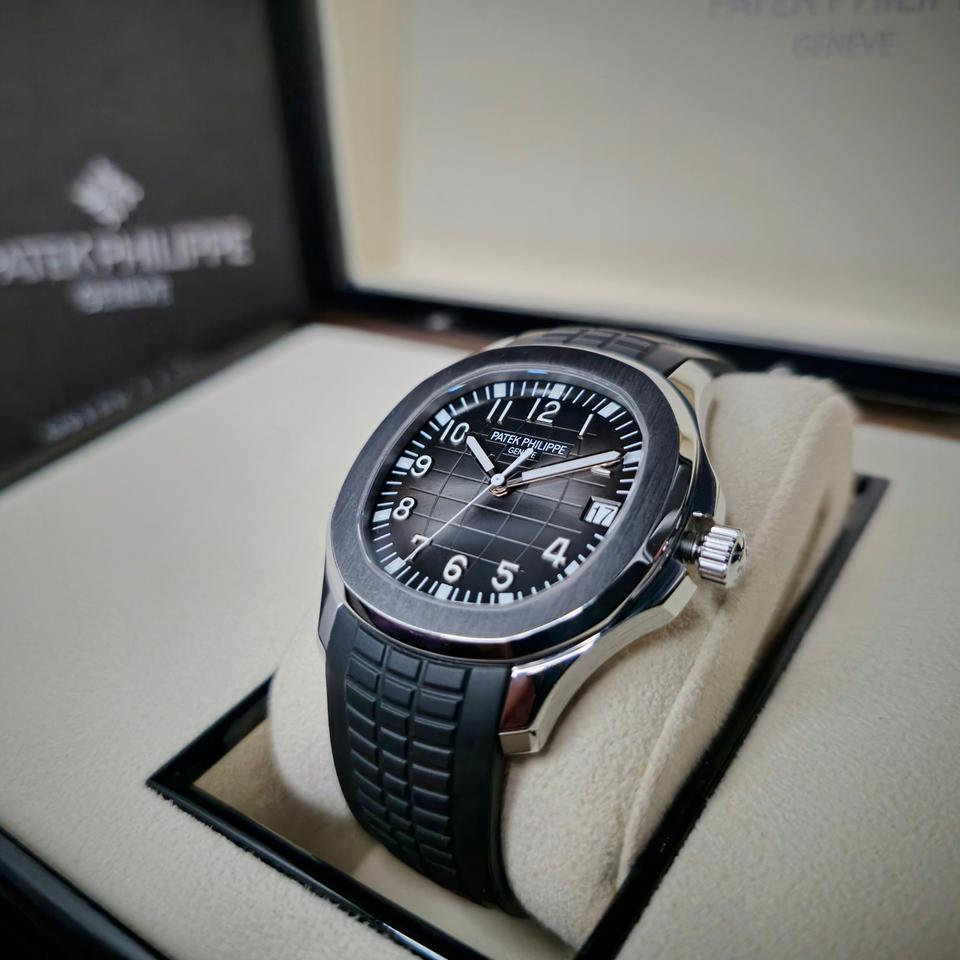 Patek Philippe Aquanaut 5167/A 40mm Black on Steel — photo 10