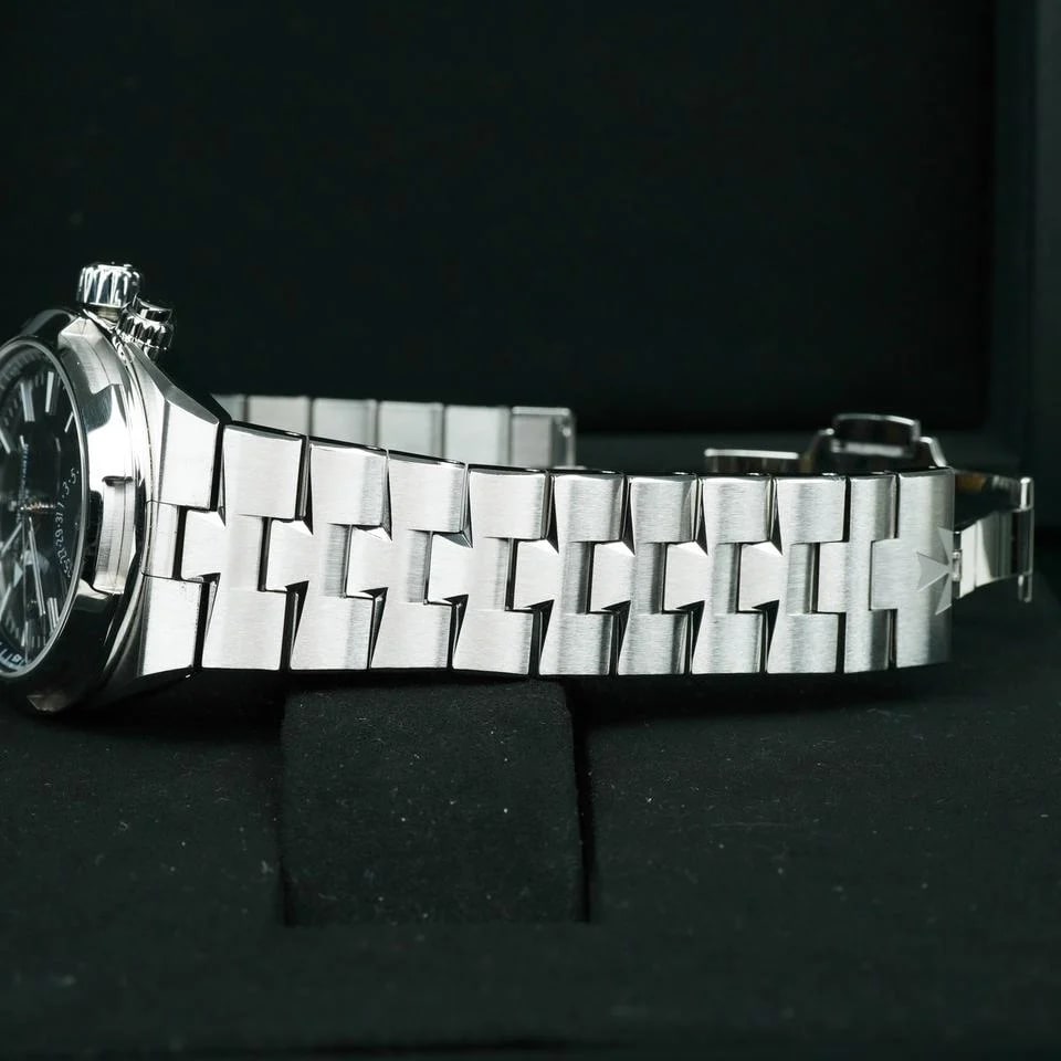 Vacheron Constantin Overseas Dual Time 41mm Blue Steel Complete Set IN STOCK — photo 10
