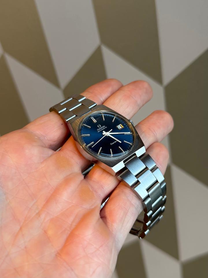 Omega Genève 1969 Ultra Rare Blue Sunburst Dial Automatic Overhauled — photo 4