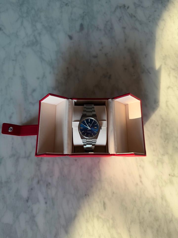 Omega Genève 1969 Ultra Rare Blue Sunburst Dial Automatic Overhauled — photo 6