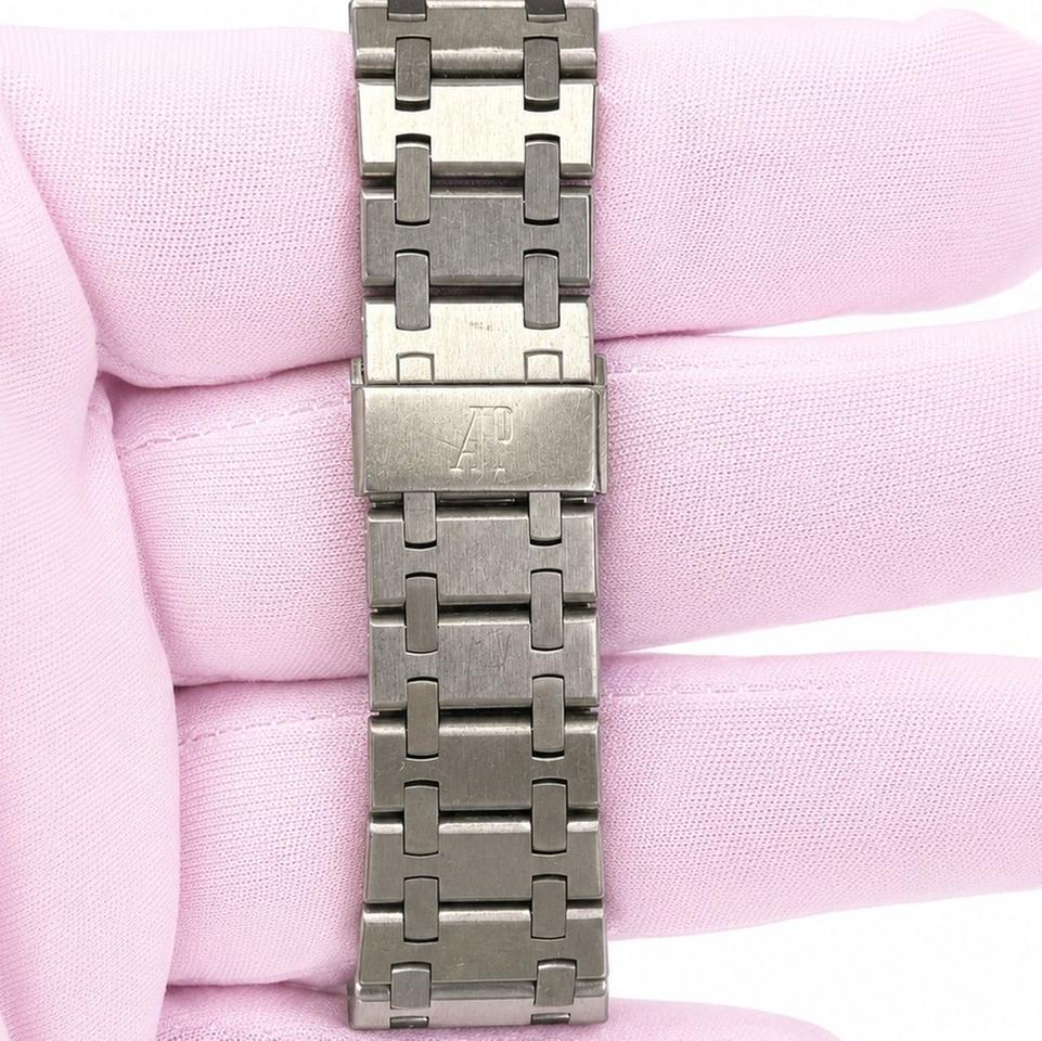 Audemars Piguet Royal Oak 33mm Watch Only Good Condition — photo 4