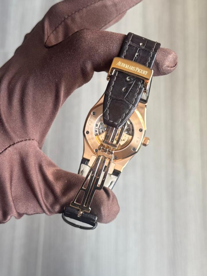 Audemars Piguet Royal Oak Selfwinding Comes as Watch Only — photo 10