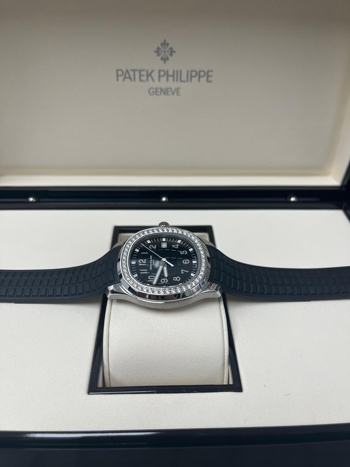 Patek Philippe Aquanaut Luce Black Dial Steel Case With Diamonds — photo 6