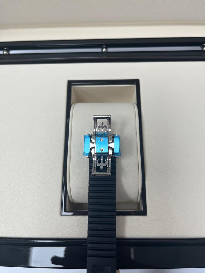 Patek Philippe Aquanaut Luce Black Dial Steel Case With Diamonds — photo 10