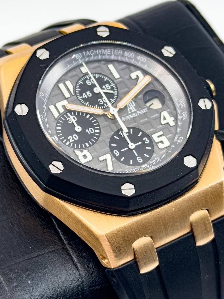 Audemars Piguet Royal Oak Offshore Chronograph Mint “Rubber Clad” AP 42mm — photo 3