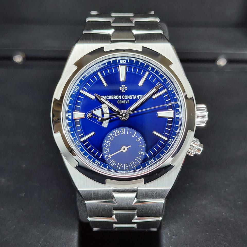Vacheron Constantin Overseas Dual Time IN STOCK | Overseas | 7900v | Blue Dial | Dual Time | B&amp;P — photo 6